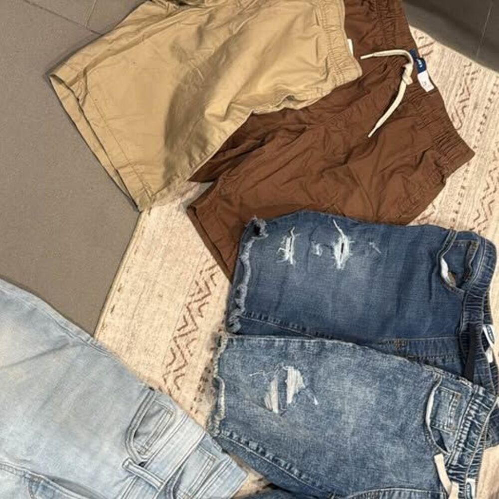 Old Navy boys Shorts Bundle size 14-16Y